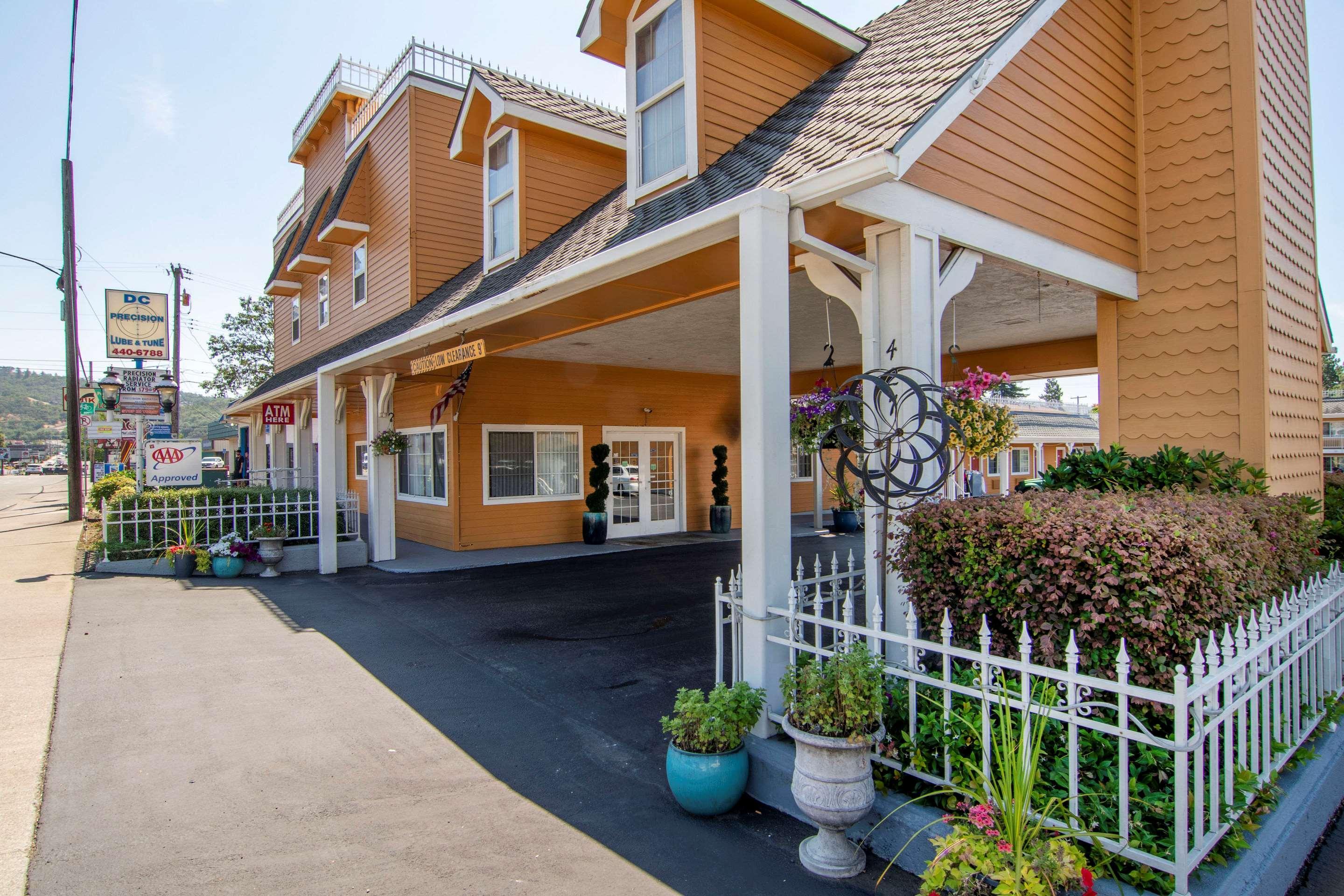 Quality Inn Central Roseburg Eksteriør bilde
